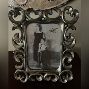 Terragrafics Elegant Silver Ornate Vintage Photo Frame